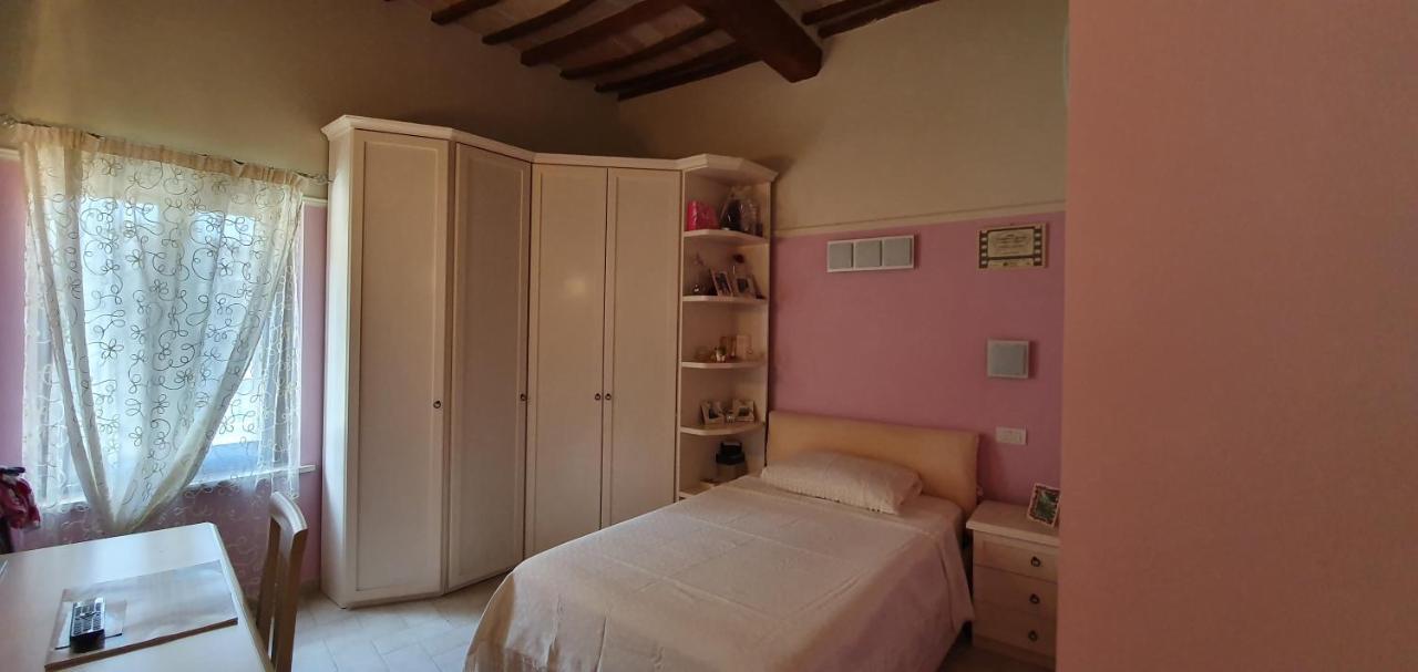 B&B Serena เปรูจา ภายนอก รูปภาพ